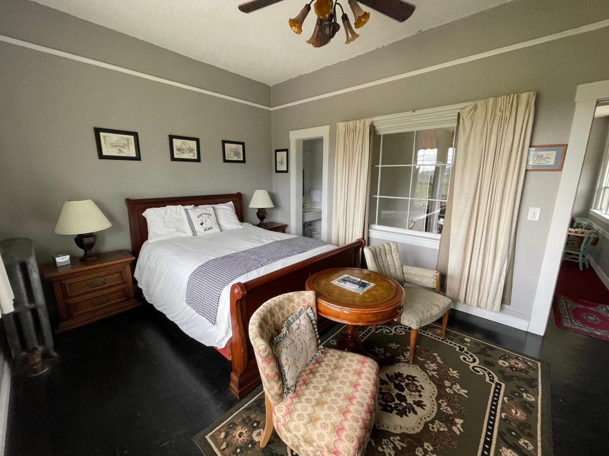 Northside School Bed & Breakfast Bonners Ferry Bilik gambar
